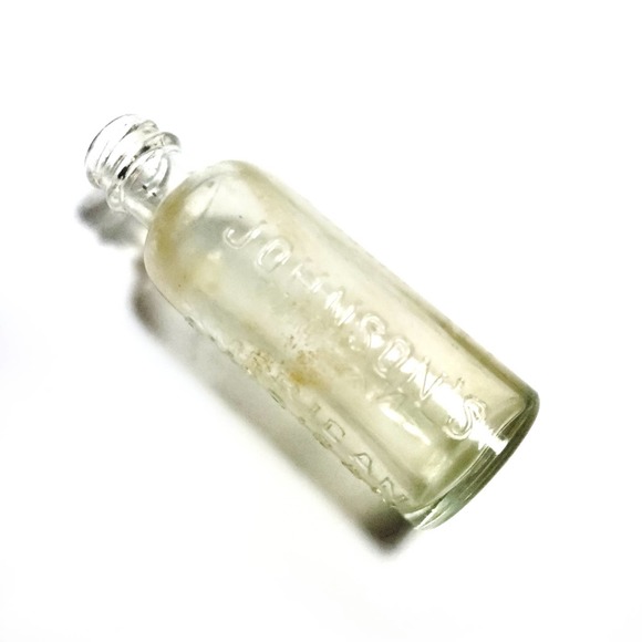Vintage | Johnsons American Anodyne Liniment